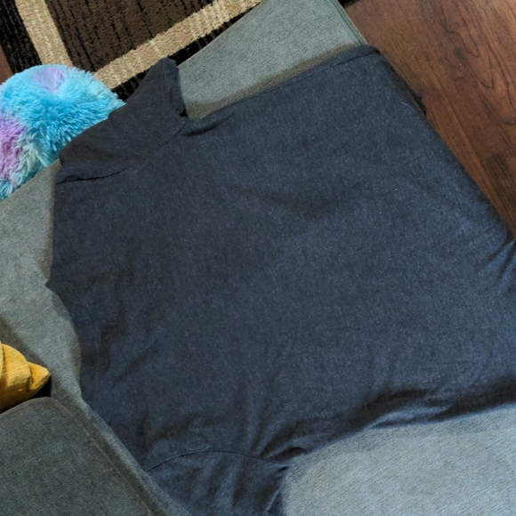 Disney Lion King Hakuna Matata Lace Up Choker Neck T-Shirt - Picture 4 of 4